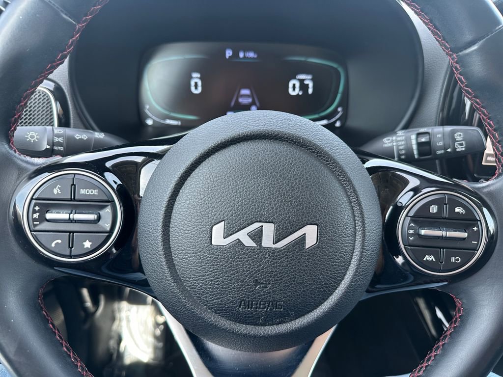 Used 2023 Kia Soul GT-Line FWD image 20
