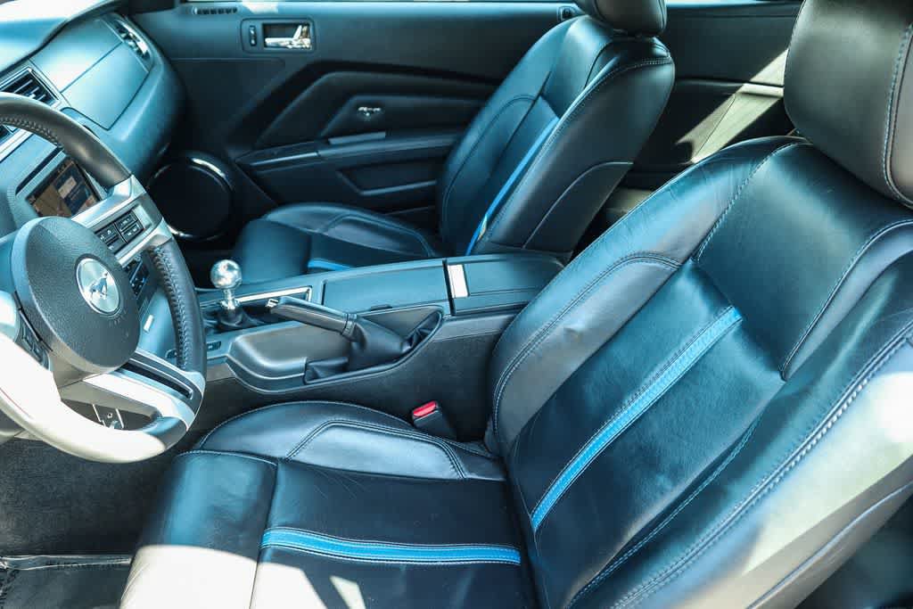 Used 2011 Ford Mustang GT Premium w/ Electronics Pkg RWD image 17