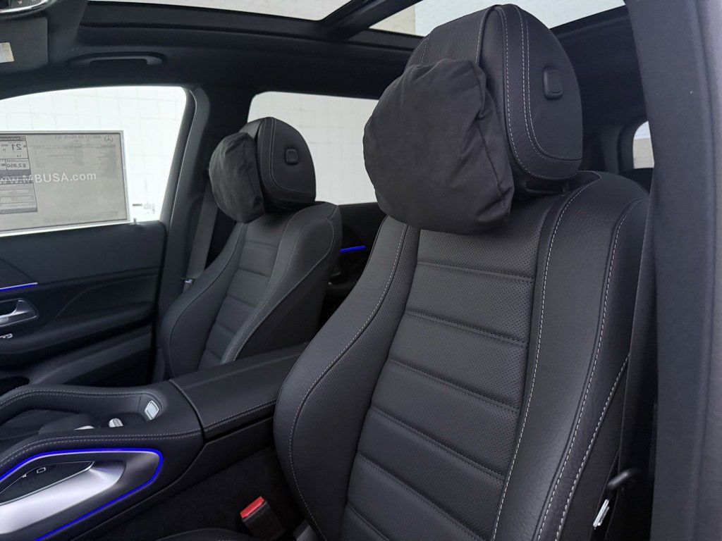 Used 2026 Mercedes-Benz GLS 450 4MATIC image 5