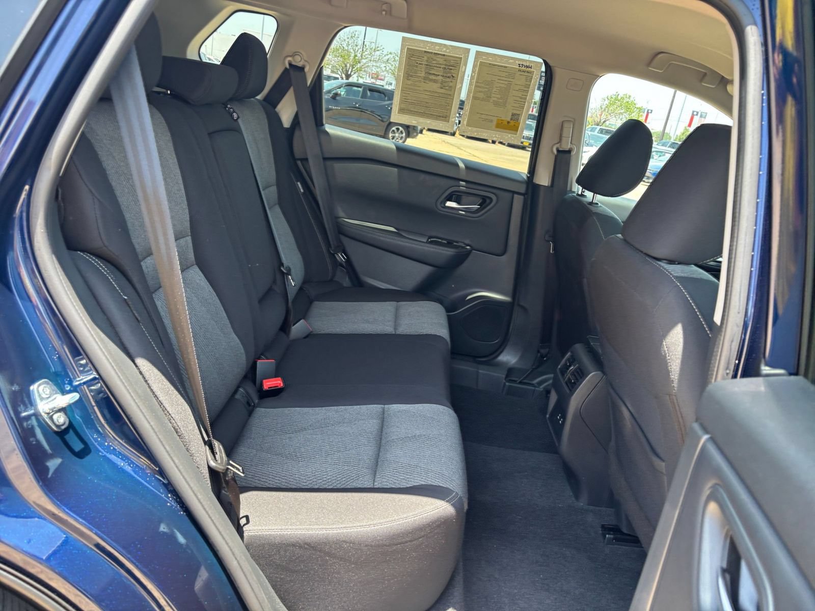 Used 2026 Nissan Rogue SV FWD image 28