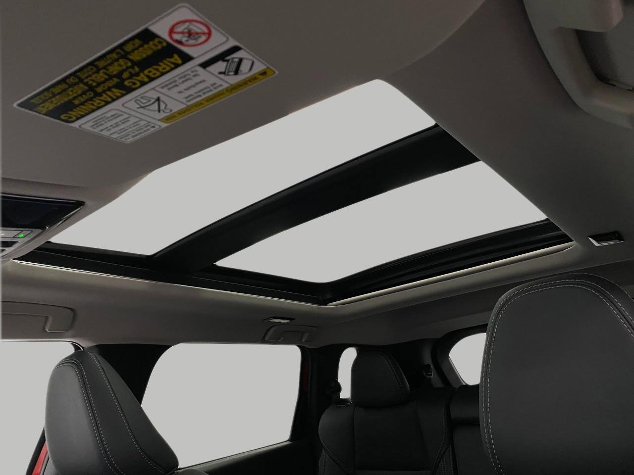 Used 2025 Mitsubishi Outlander SE image 33