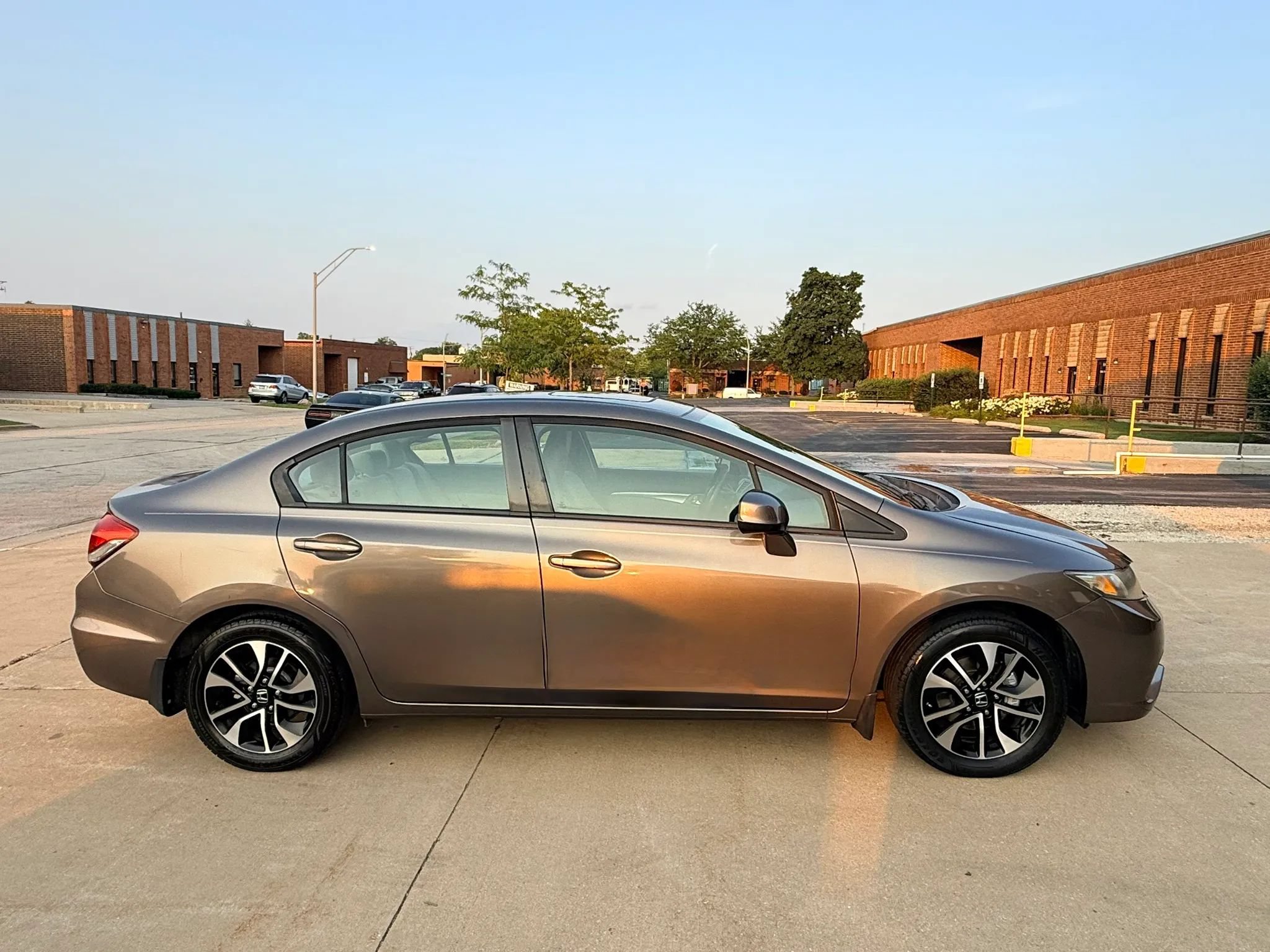 Used 2013 Honda Civic EX image 4
