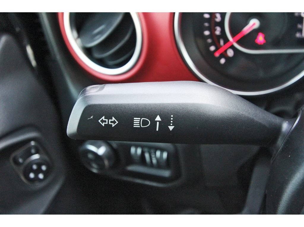 Used 2022 Jeep Gladiator Rubicon w/ Trailer Tow Package AWD/4WD image 18