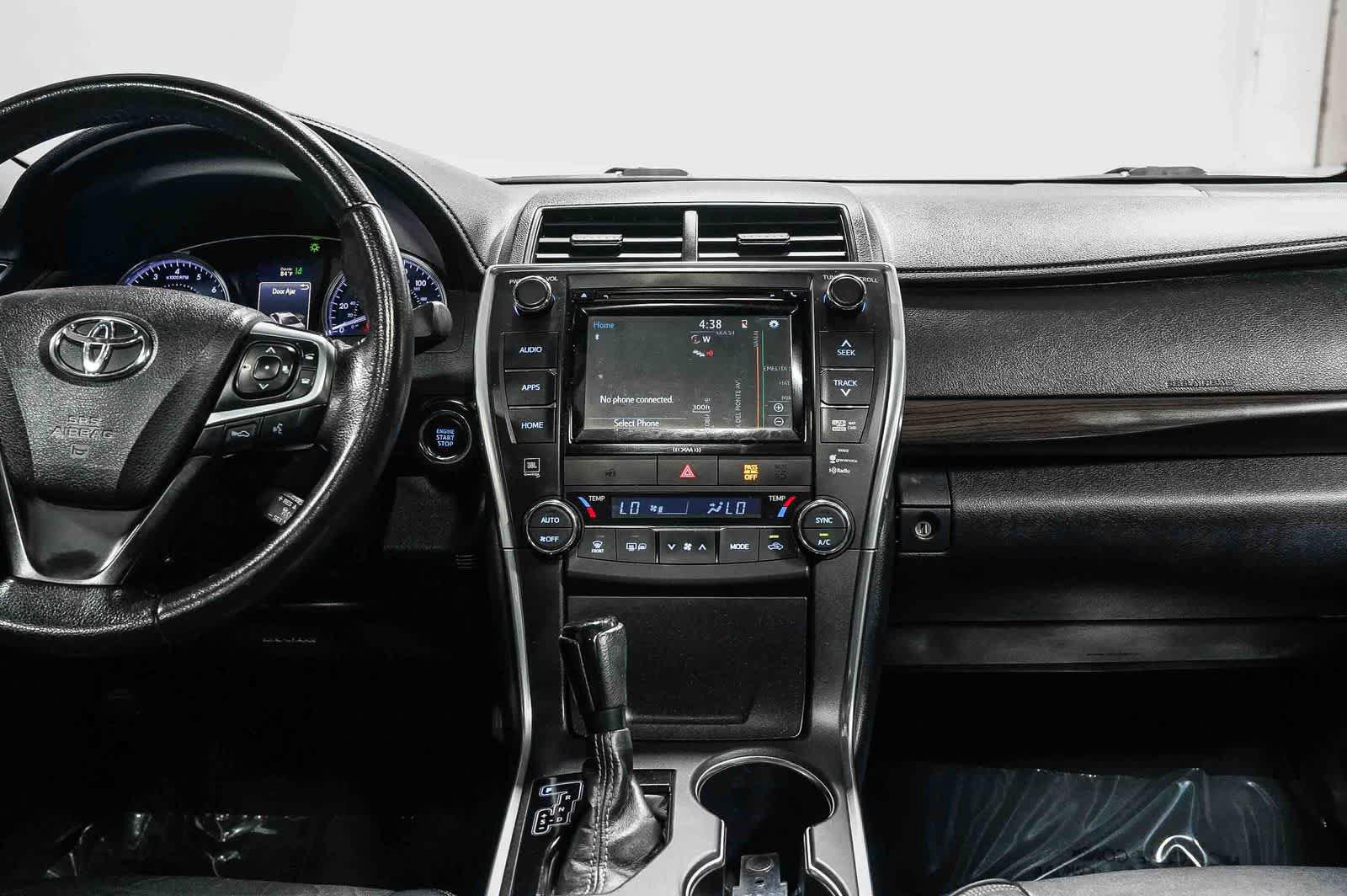 Certified 2016 Toyota Camry XLE w/ Advanced Technology Package FWD image 13