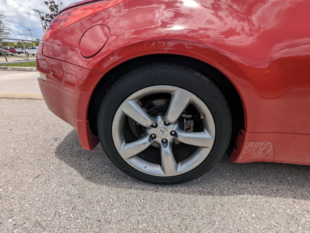 Used 2007 Nissan 350Z Touring image 23