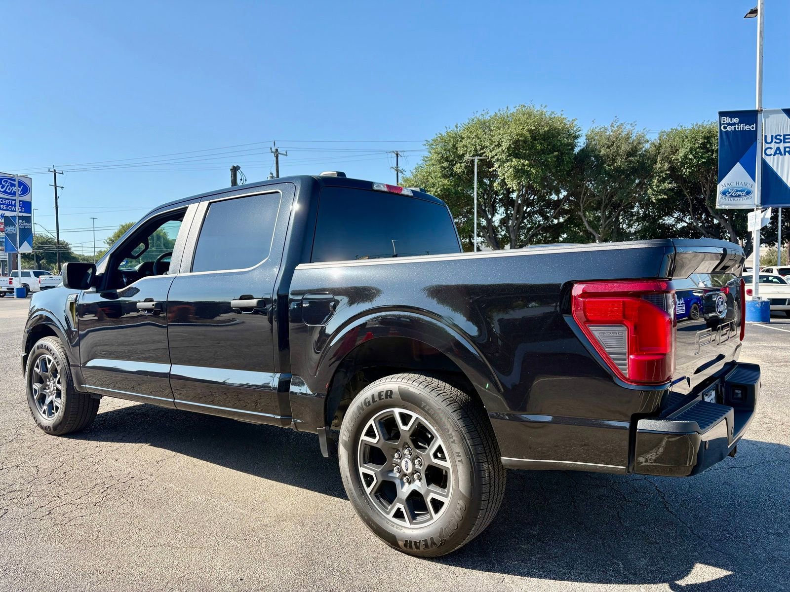 Used 2024 Ford F150 STX RWD image 5