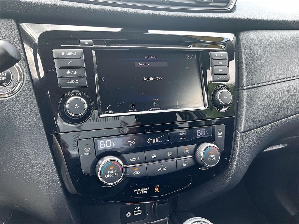 Used 2019 Nissan Rogue SV AWD/4WD image 26