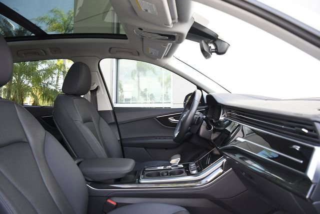 Used 2023 Audi Q7 3.0T Prestige w/ Prestige Package AWD/4WD image 29