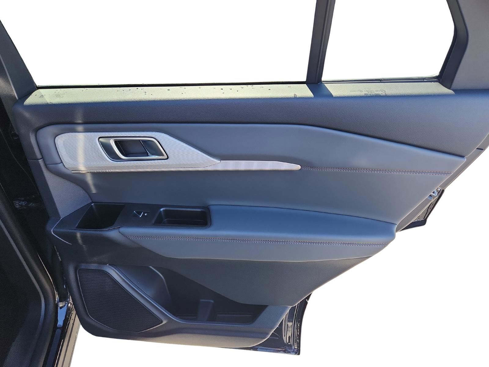 New 2026 Ford Explorer Active image 30