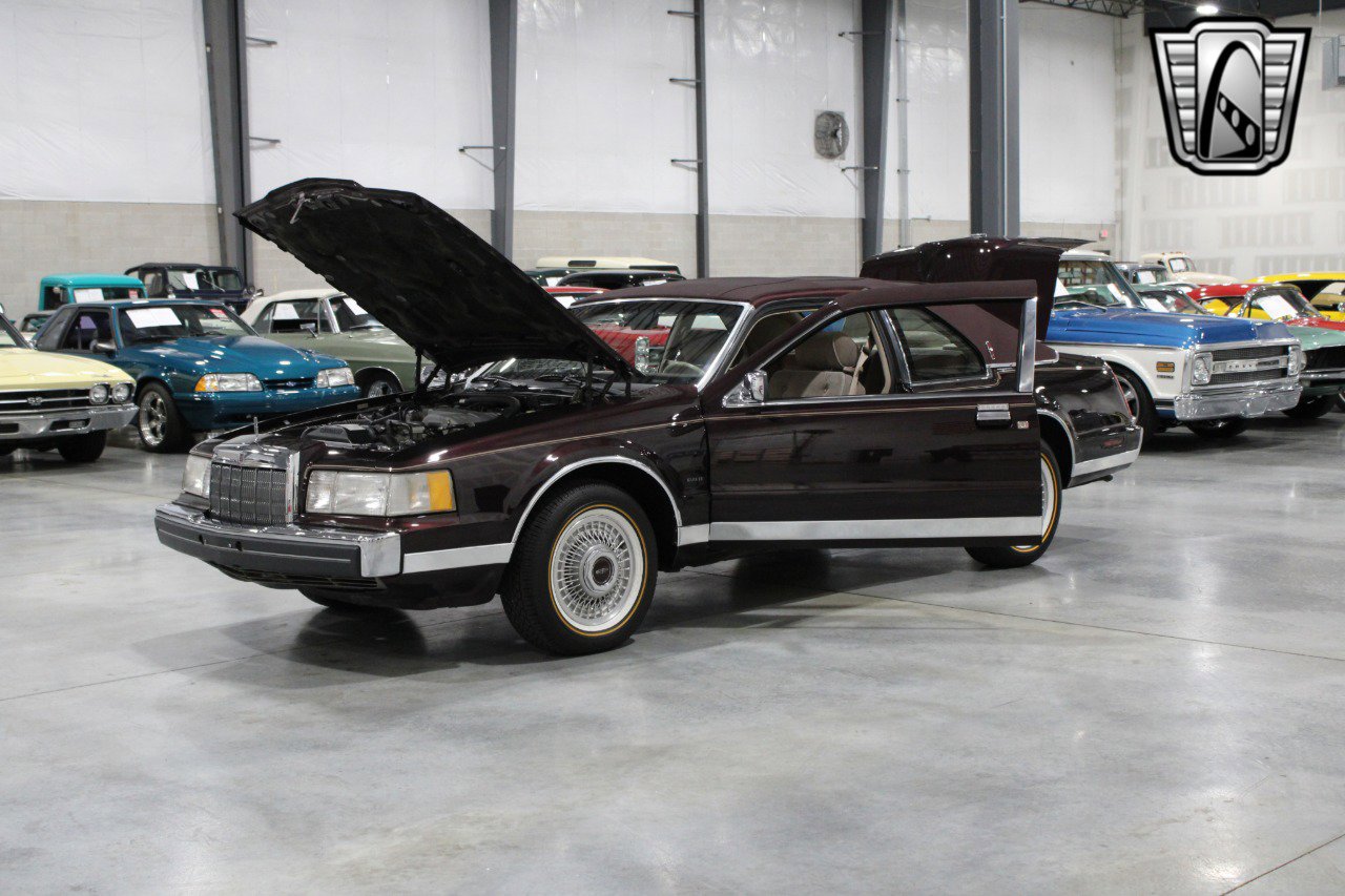 Used 1988 Lincoln Mark VII Blass image 16