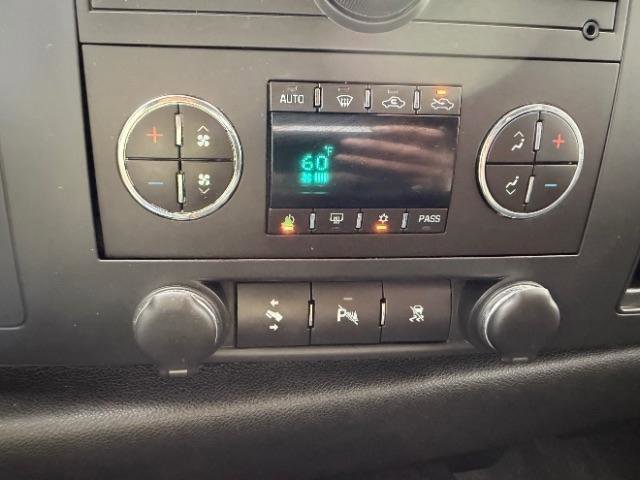 Used 2011 Chevrolet Silverado 1500 LT w/ All-Star Edition image 23