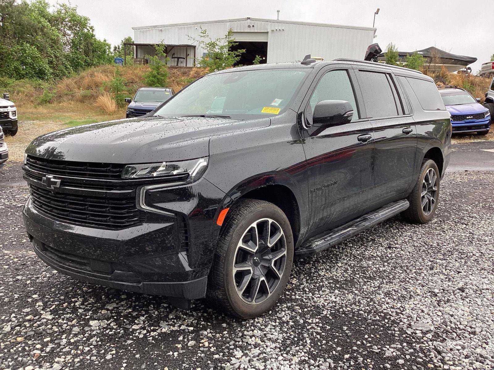 Certified 2024 Chevrolet Suburban RST w/ Sport Performance Package AWD/4WD image 2