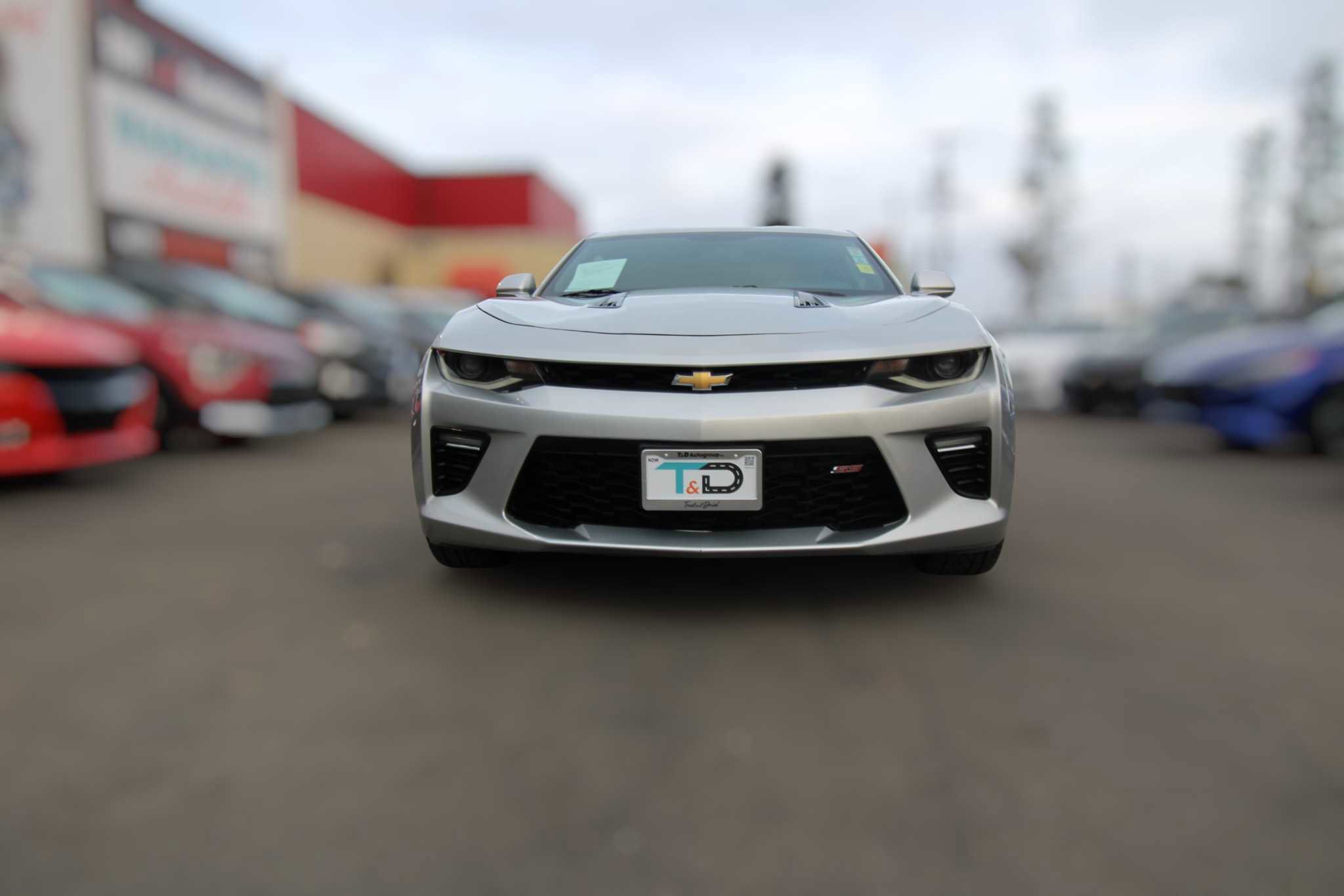 Used 2016 Chevrolet Camaro SS image 8