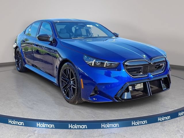 New 2026 BMW M5 w/ Carbon Package AWD/4WD image 3