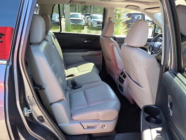 Used 2018 Honda Pilot Touring image 18