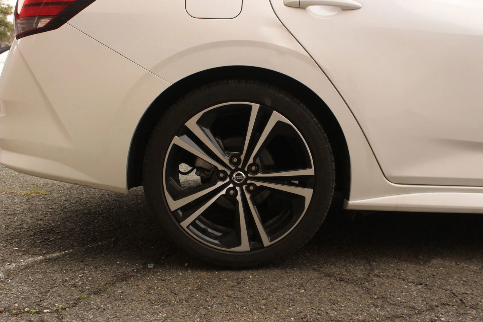 Used 2021 Nissan Sentra SR w/ SR Premium Package FWD image 6