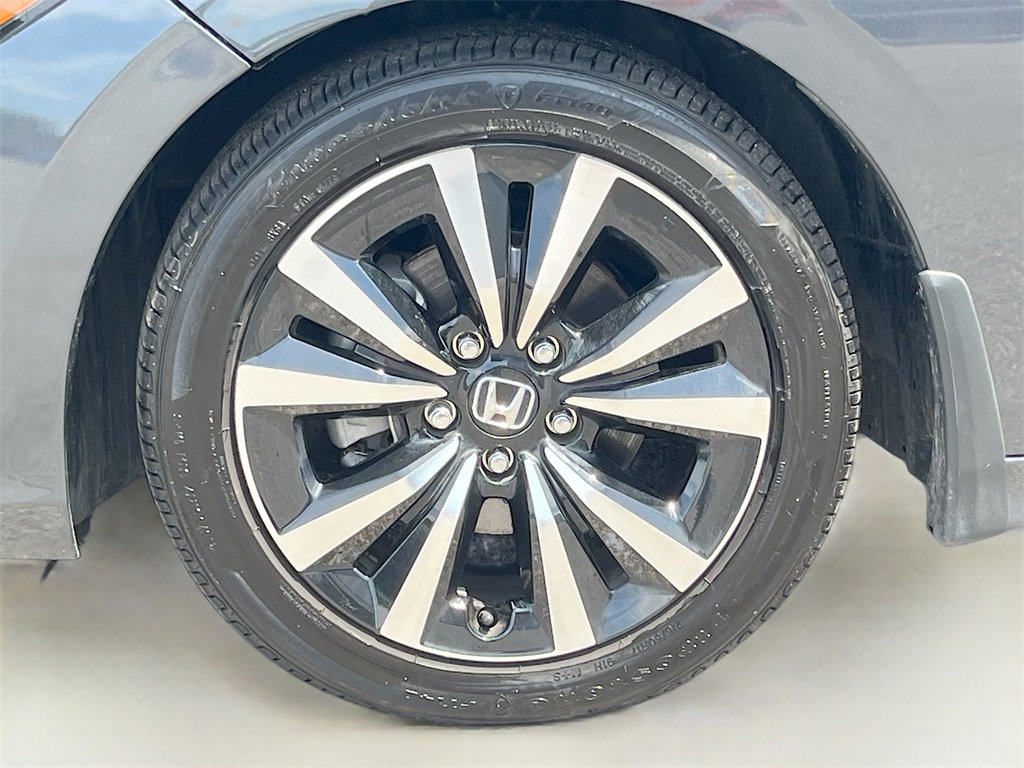 Used 2024 Honda Civic EX image 30