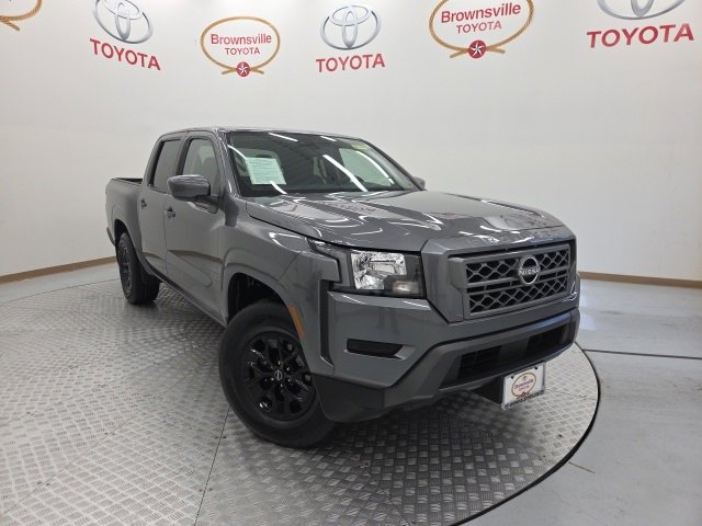 Used 2024 Nissan Frontier SV image 1