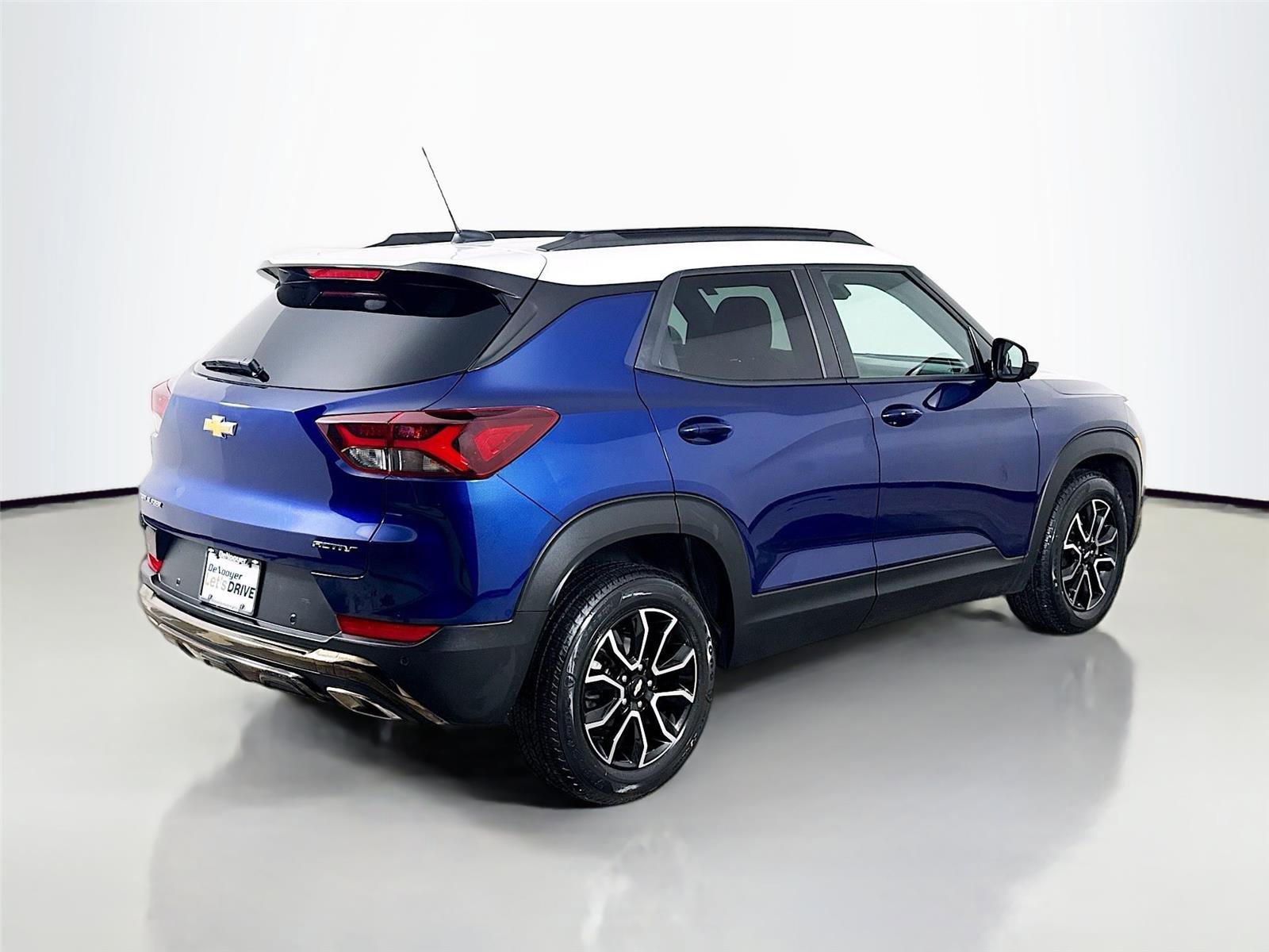 Used 2023 Chevrolet TrailBlazer ACTIV w/ Convenience Package image 8