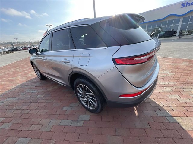 Used 2022 Lincoln Corsair FWD image 30