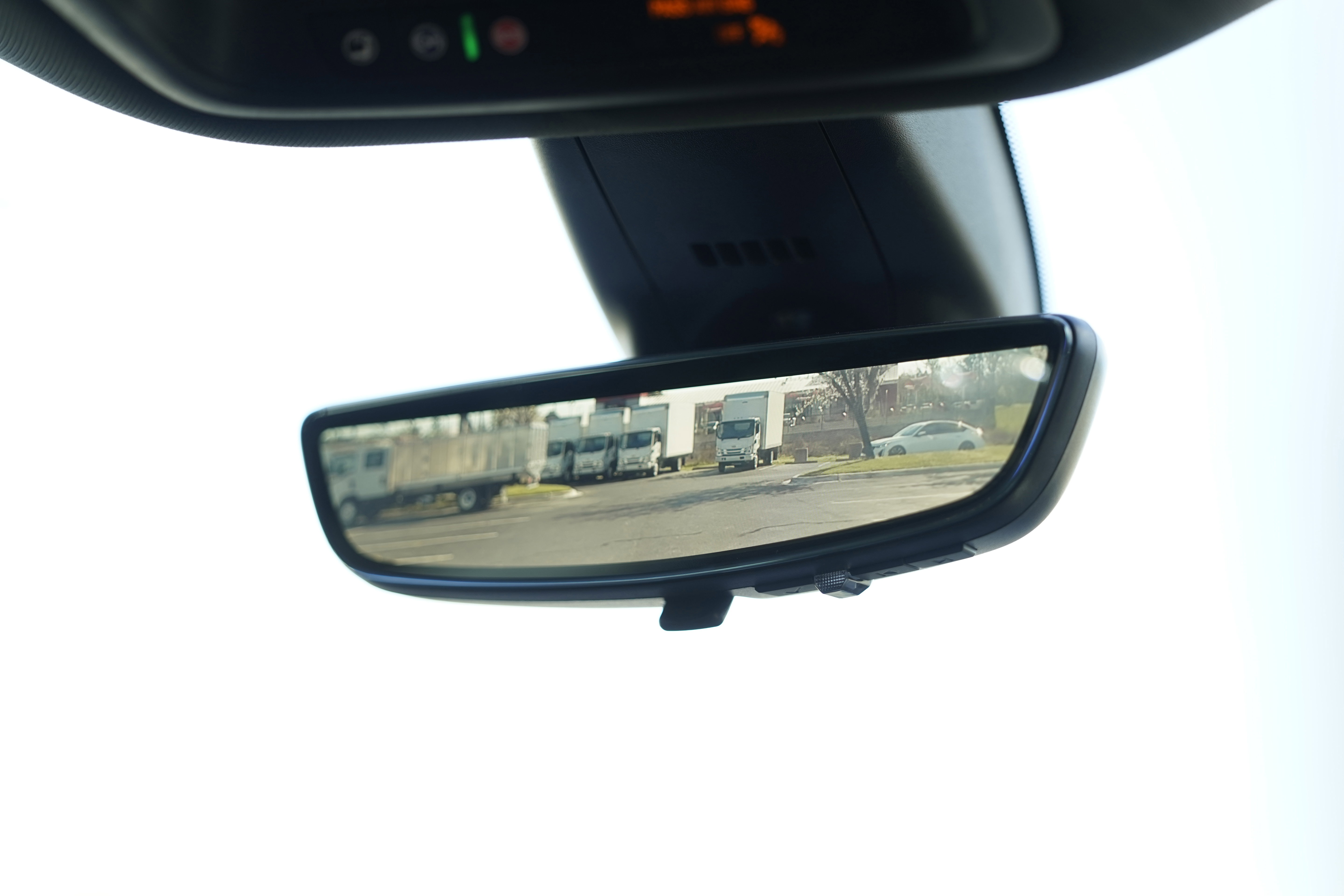 Used 2024 Buick Enclave Avenir w/ Avenir Technology Package image 25