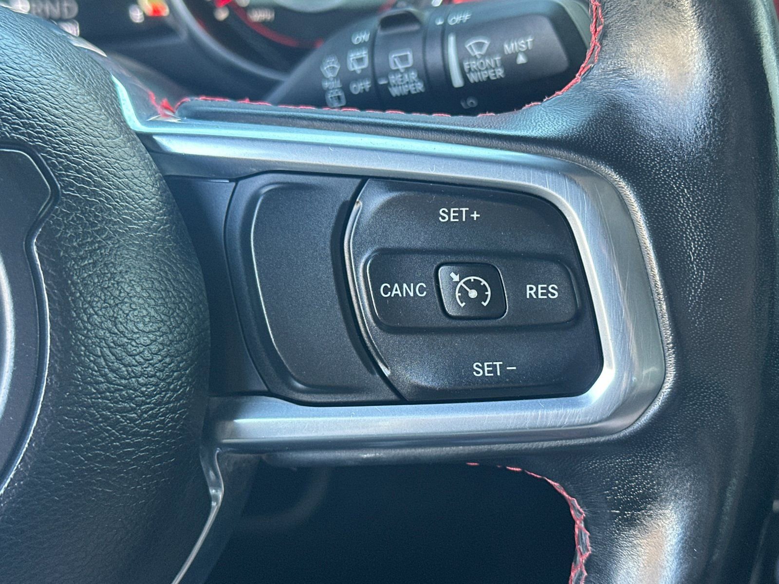 Used 2019 Jeep Wrangler Unlimited Rubicon w/ Dual Top Group image 28