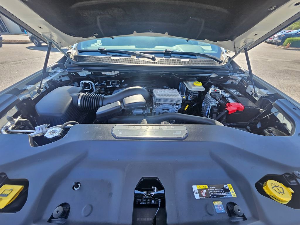 Used 2023 Jeep Wagoneer 4WD image 24