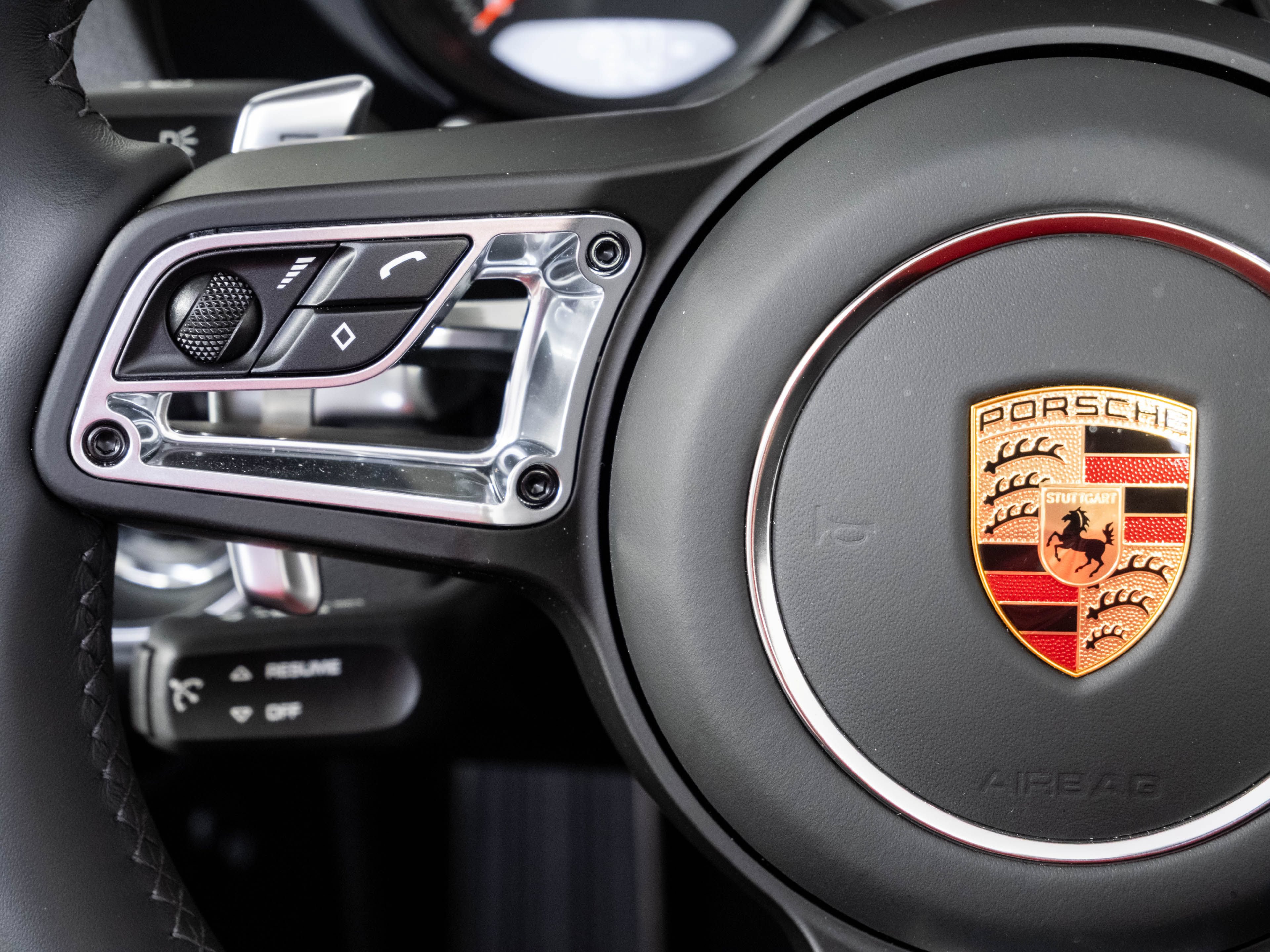 Certified 2025 Porsche 718 Boxster GTS RWD image 10
