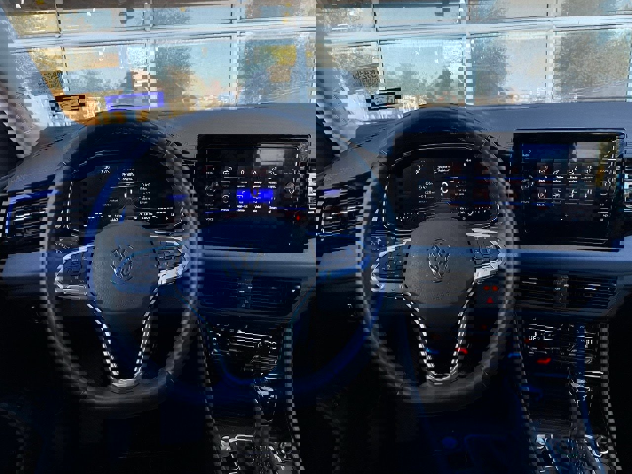 Used 2025 Volkswagen Jetta SE image 13