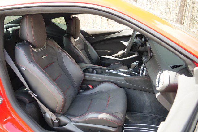 Used 2022 Chevrolet Camaro ZL1 image 37