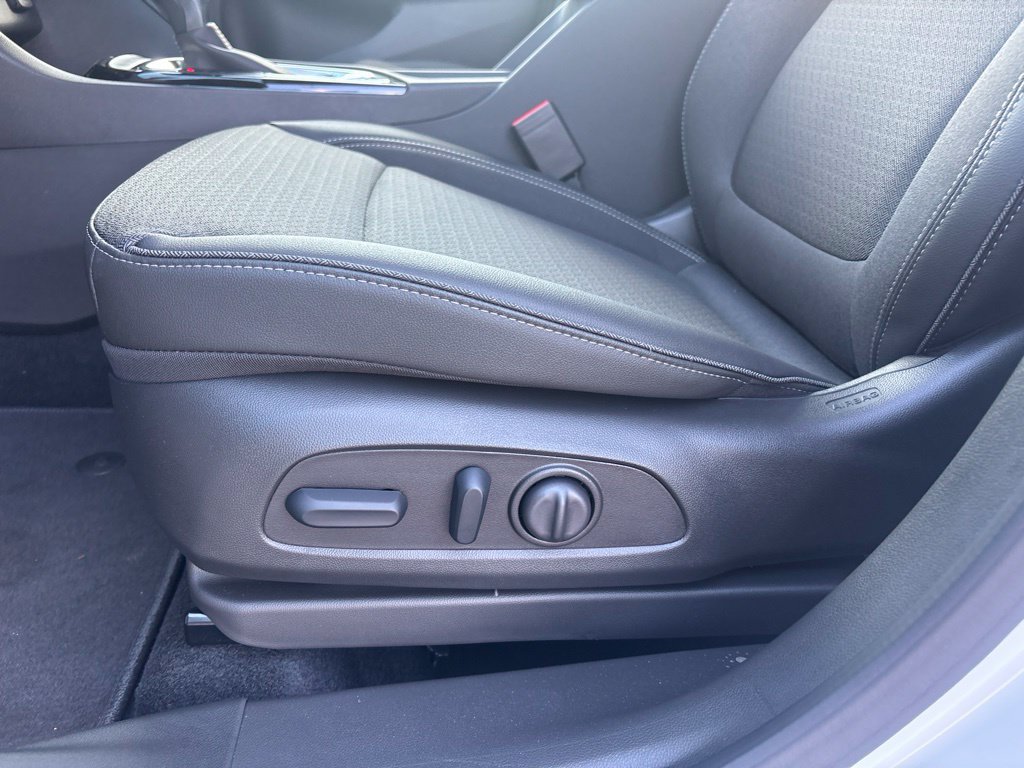 New 2026 Buick Encore GX Preferred w/ Comfort Package FWD image 9