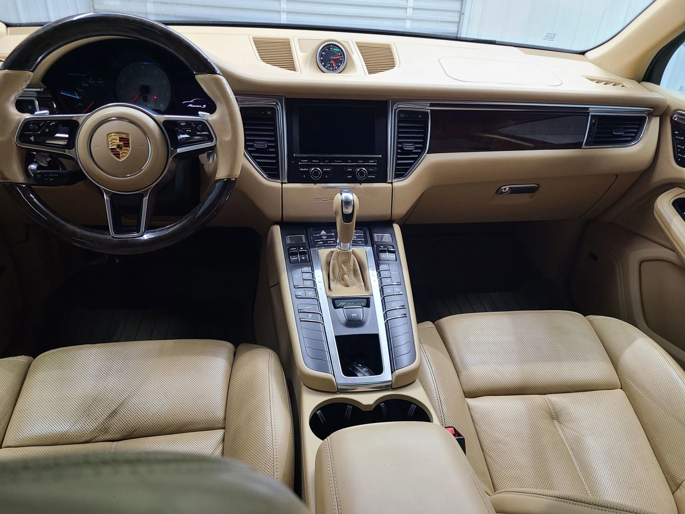 Used 2015 Porsche Macan S AWD/4WD image 2