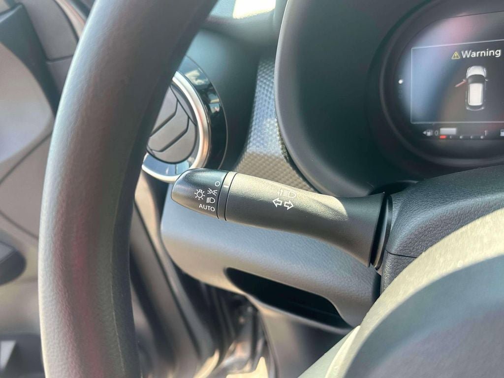 Used 2023 Nissan Kicks SV FWD image 21