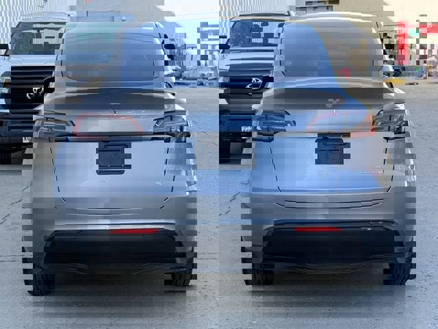 Used 2024 Tesla Model Y Long Range image 5