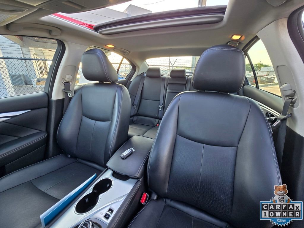 Used 2023 INFINITI Q50 Luxe w/ Cargo Package RWD image 26