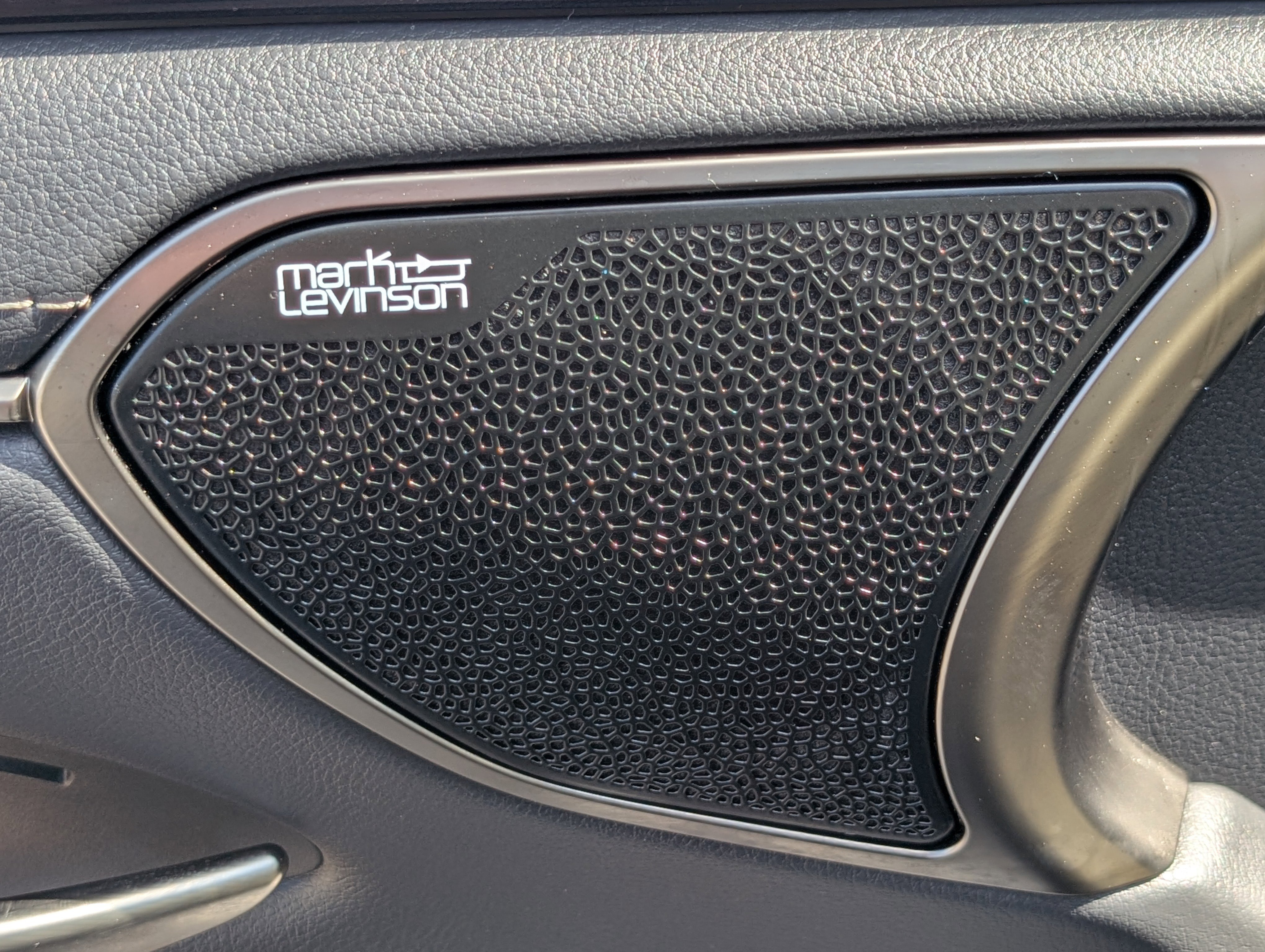 Used 2020 Lexus ES 350 Ultra Luxury w/ Accessory Package 2 image 21