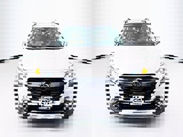 Used 2023 Subaru Outback Touring image 2