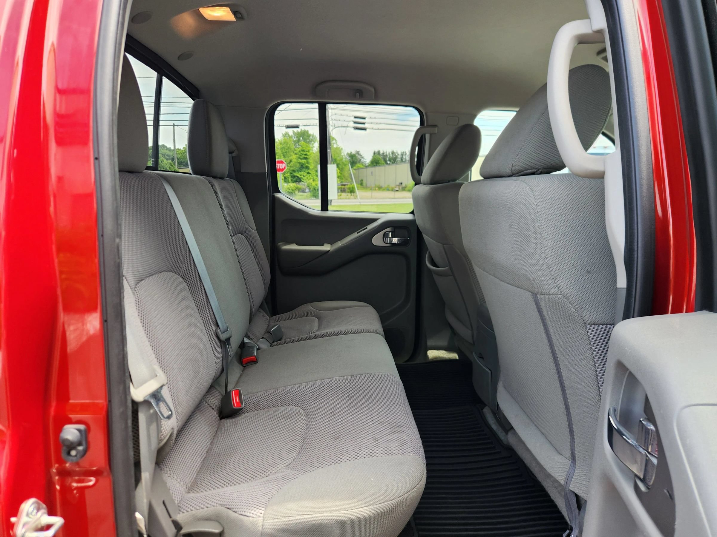 Used 2018 Nissan Frontier SV w/ Value Truck Package AWD/4WD image 44