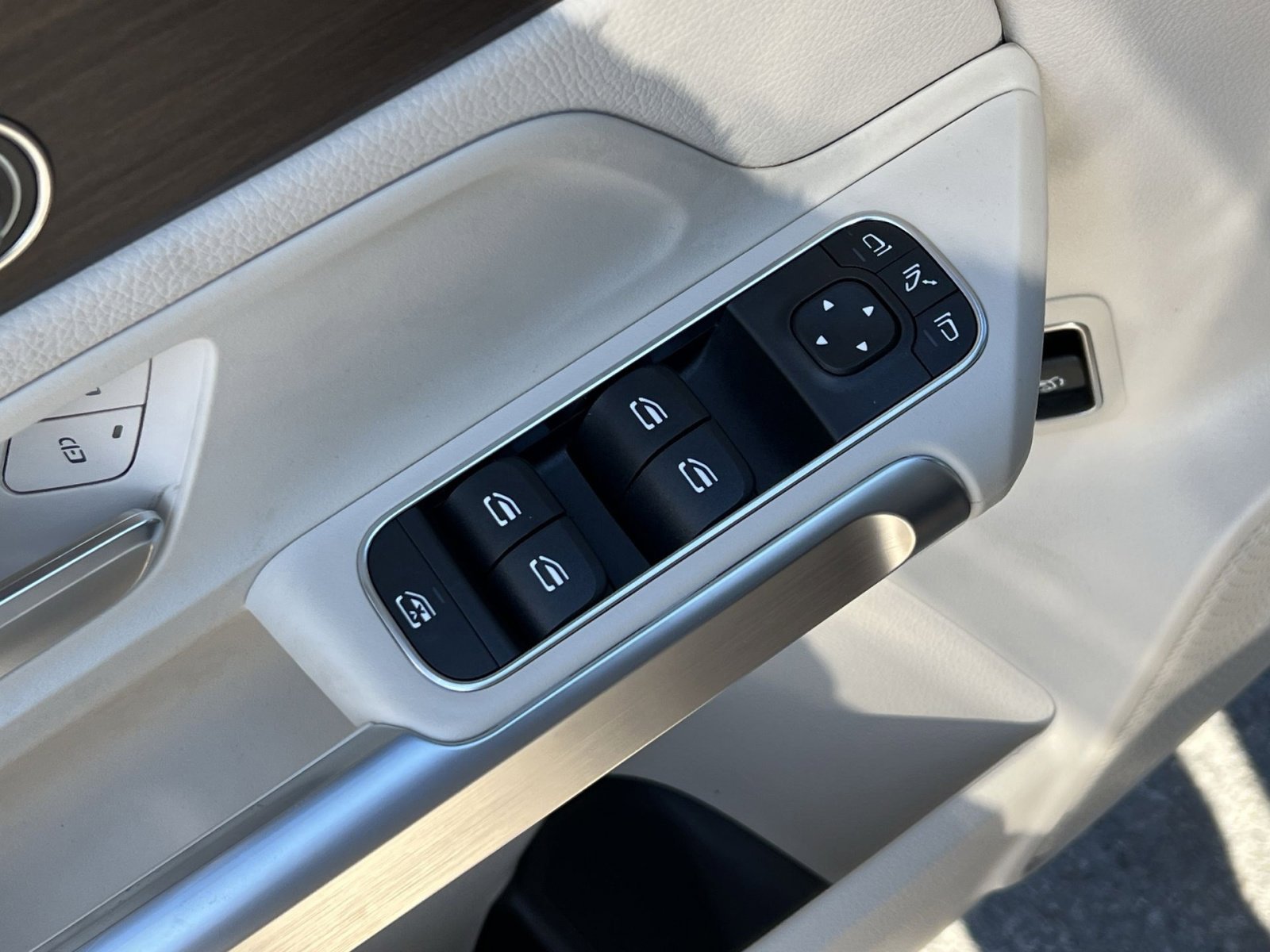 New 2026 Mercedes-Benz GLB 250 GLB 250 image 13