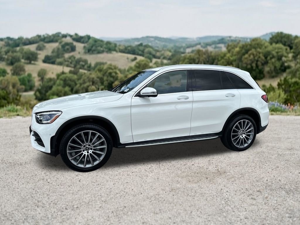 Used 2021 Mercedes-Benz GLC 300 4MATIC image 4