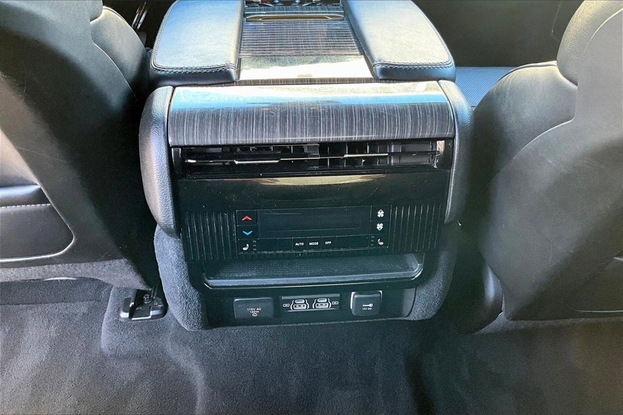 Used 2022 Jeep Wagoneer Series III image 15