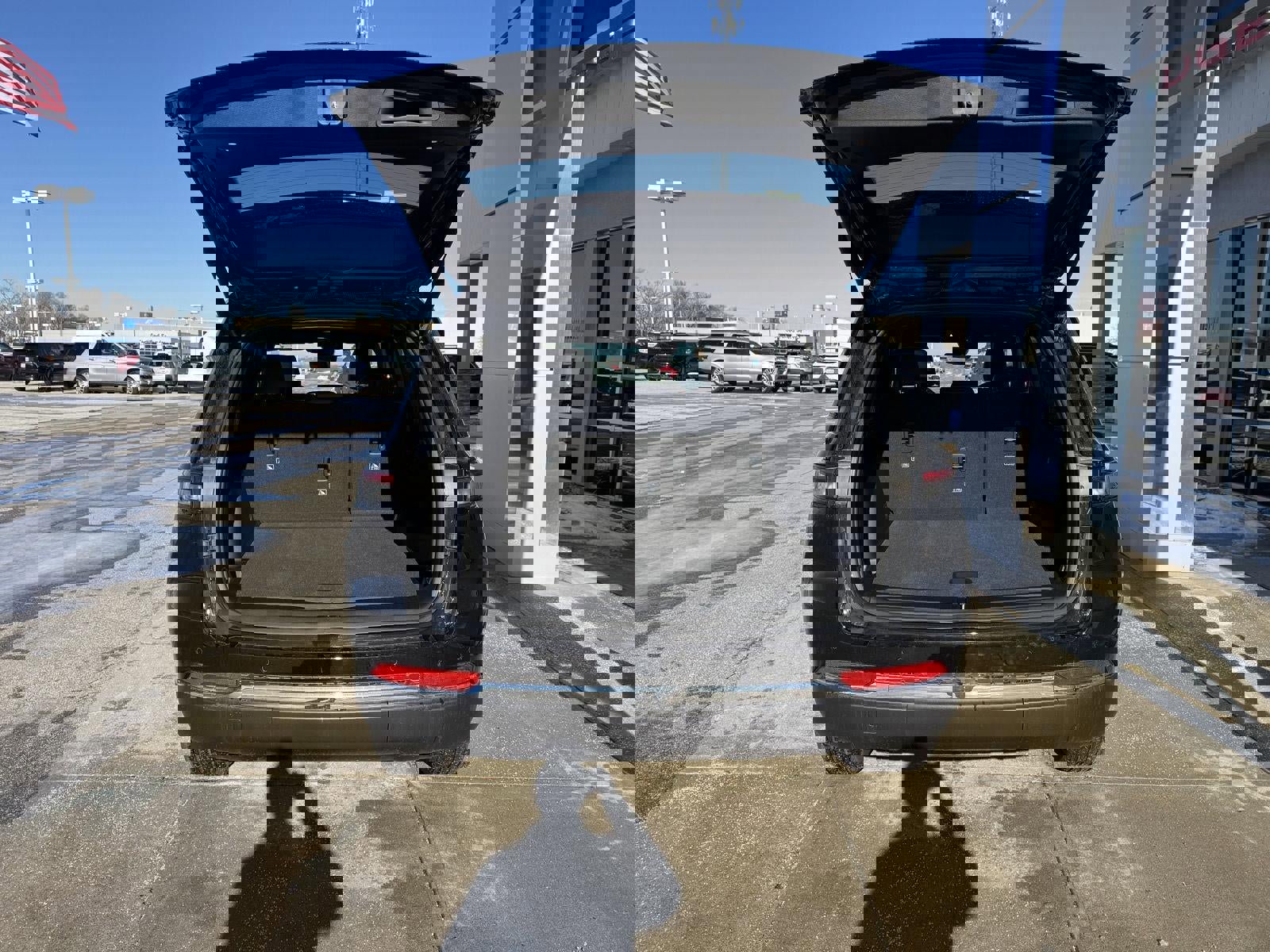 New 2025 Jeep Grand Cherokee Limited image 8