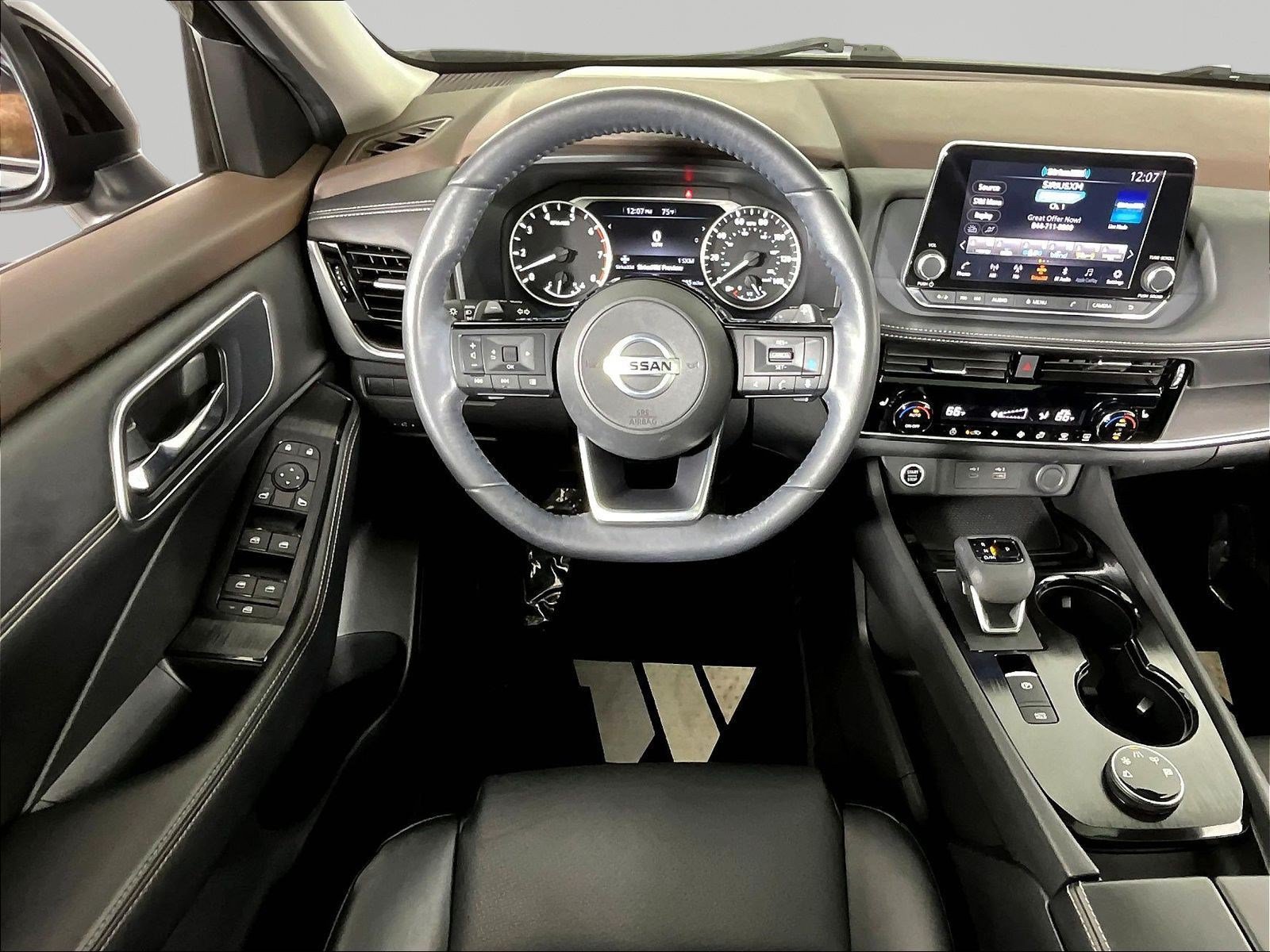 Certified 2021 Nissan Rogue SV w/ Premium Package AWD/4WD image 8