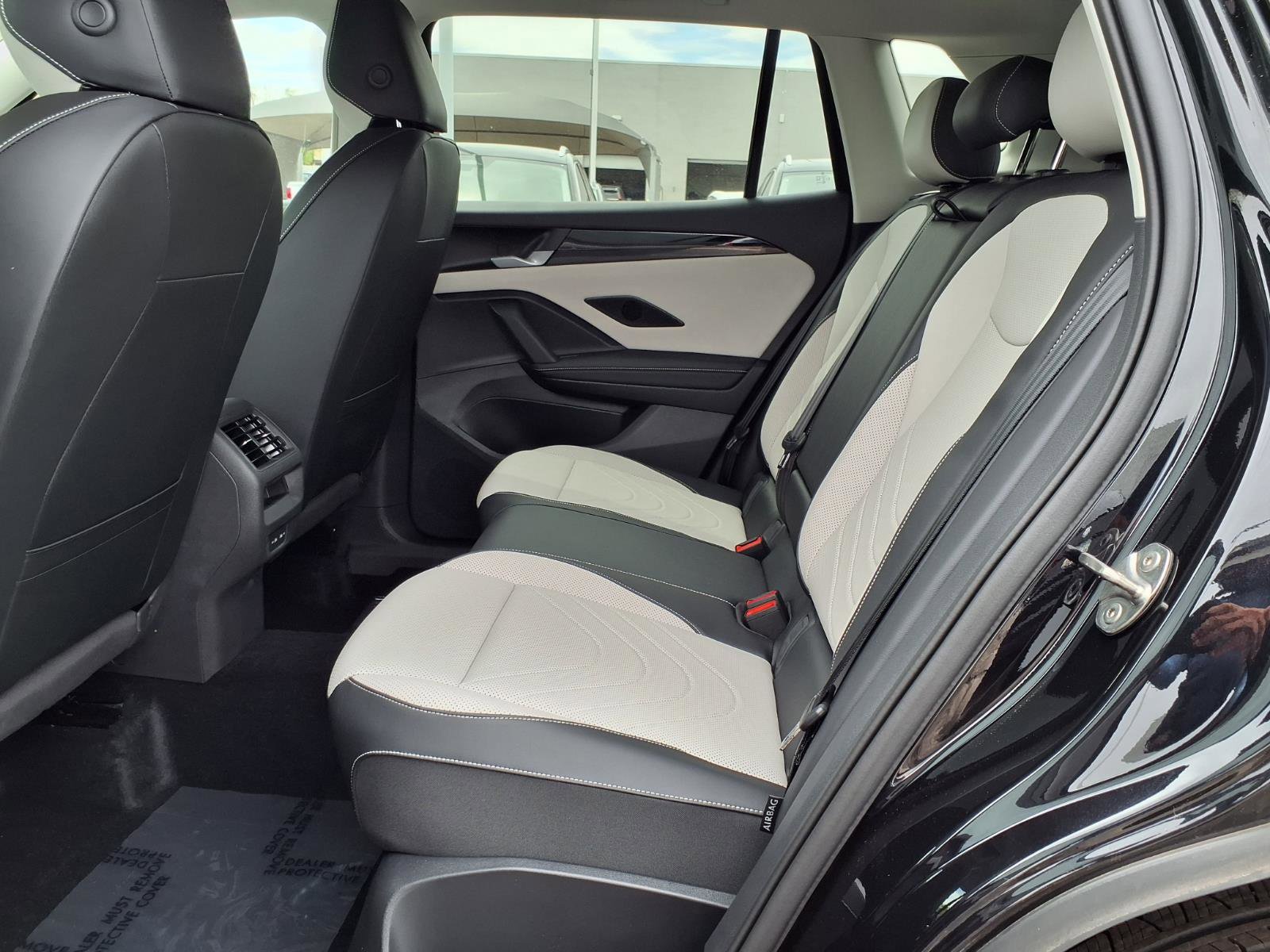 New 2026 Volkswagen Tiguan SE FWD image 10