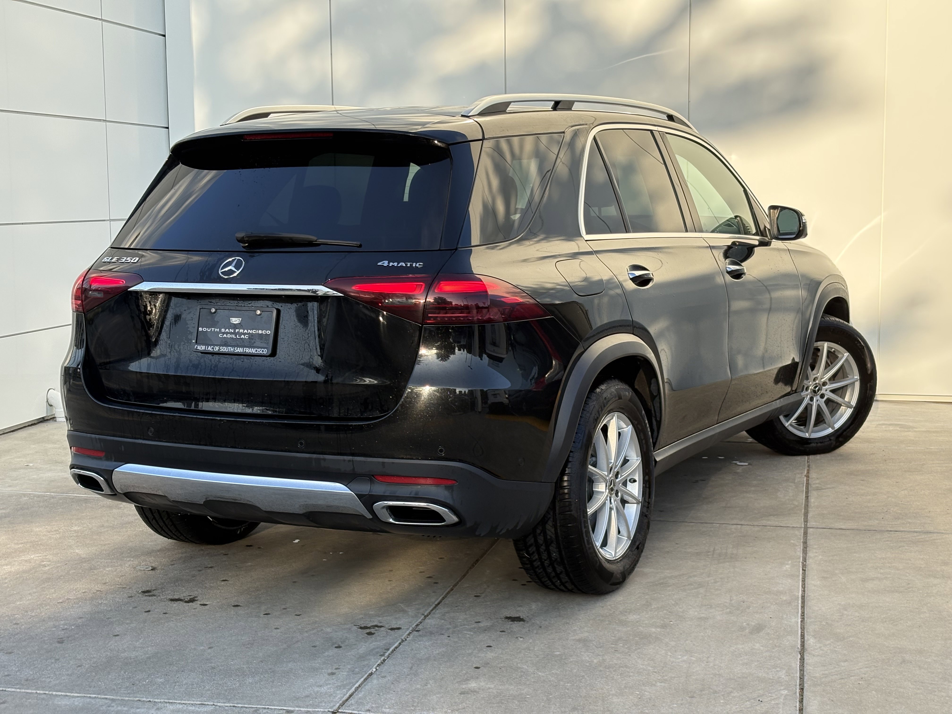 Used 2024 Mercedes-Benz GLE 350 4MATIC image 7