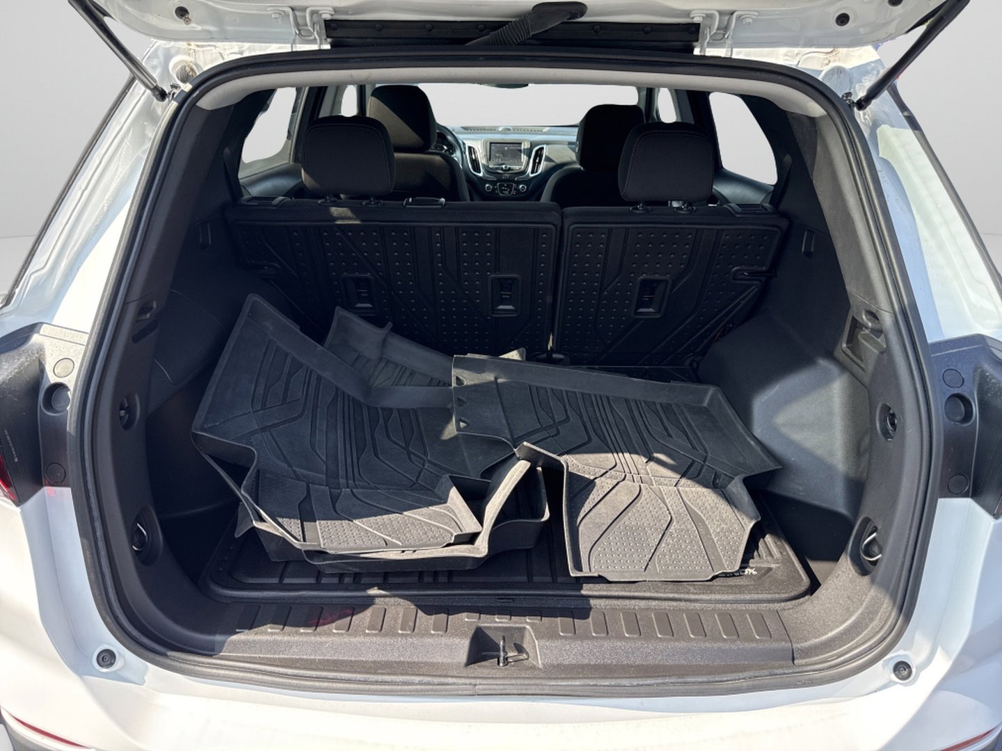 Used 2023 Chevrolet Equinox LT w/ LPO, Floor Liner Package image 50