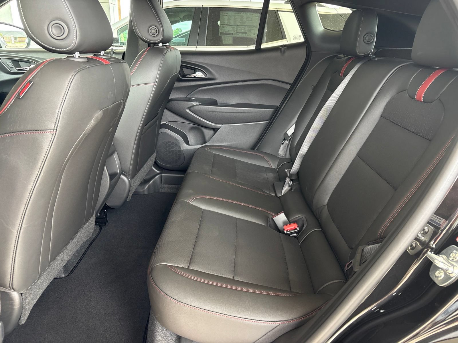New 2026 Chevrolet Trax RS w/ Sunroof Package FWD image 16