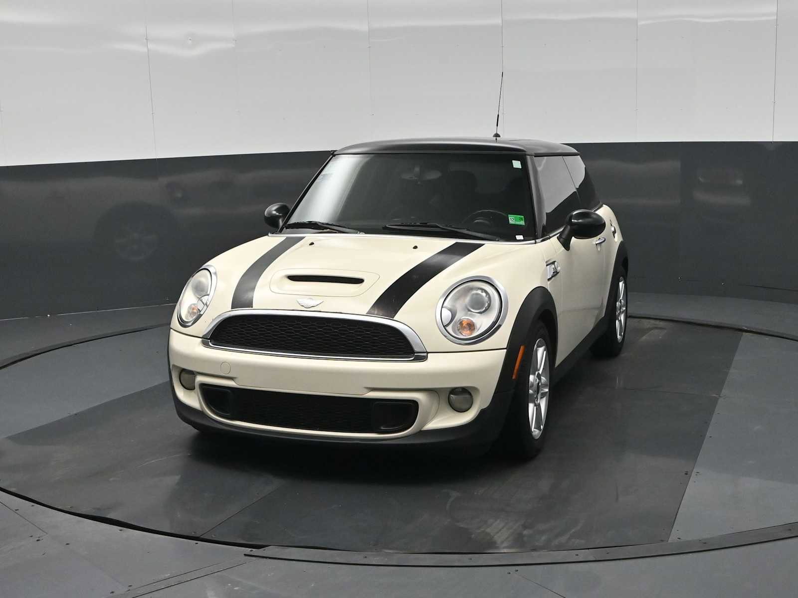 Used 2012 MINI Cooper S image 3
