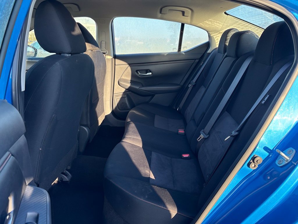 Used 2025 Nissan Sentra SR FWD image 12
