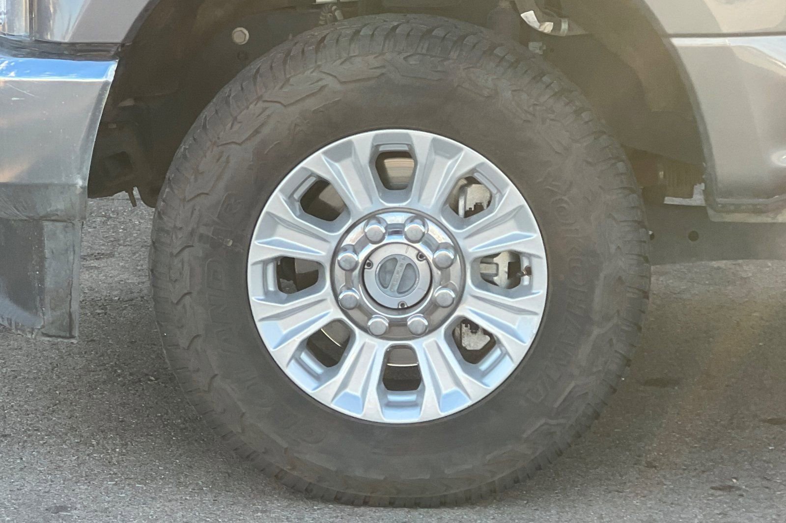 Used 2022 Ford F250 XLT w/ FX4 Off-Road Package image 25